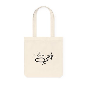 I love my mom in Arabic Calligraphy black Organic tote Bag beige image 1