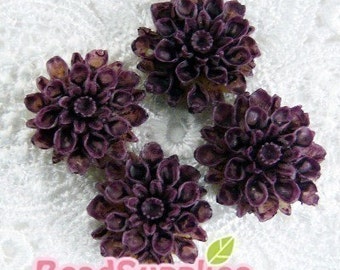 CA-CA-01533 - Tie-Dyed Burgundy chrysanthemum Cabochon,  6 pcs