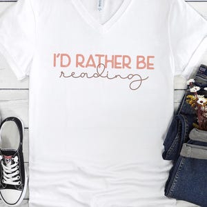 T Shirt Geschenk für Buch Leser Shirt für Freundin Shirt für sie Lehrer Geschenk Bibliothekarin Shirt mit Sprüchen für Buch Nerds Lese Shirt Buch Geschenk