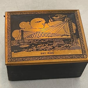 Antique 1933 Chicago World’s Fair Century of Progress Sky Ride Souvenir Trinket Box w/ Illustrated Lid