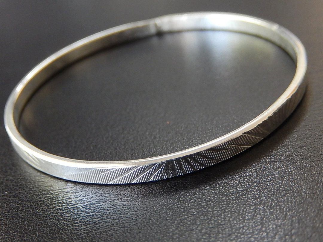 アクセサリー cantate Silver bangle Diamond Circle Bangle Bracelet Sterling Silver | Kay