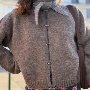 Dublin Cardigan Knitting Pattern: Elegant Wool Knit (English & French PDF