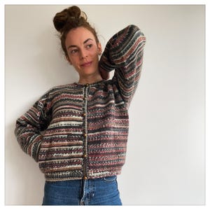 Jacques, cardigan, knitting pattern , patron tricot, francais, english