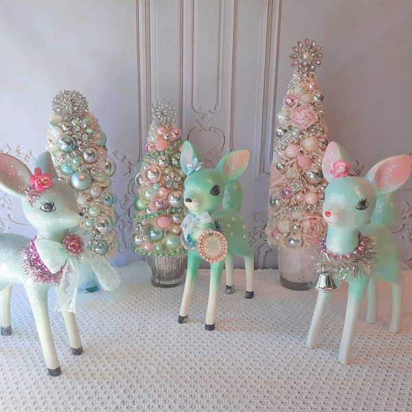 Retro DEER - Christmas, Decoration - Tinsel, Minty-Aqua, Shabby pink and pastel, Glitter