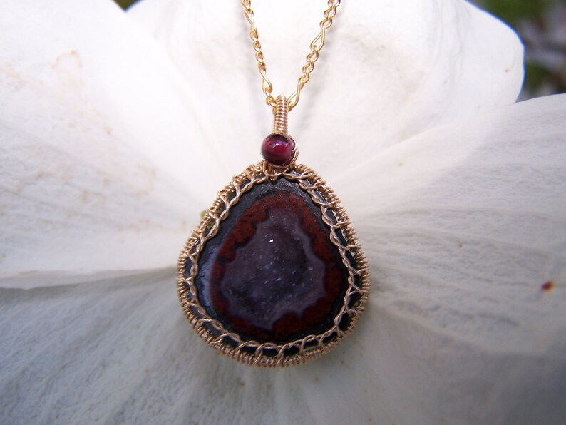 Tabasco Geode Druzy, 14k goldfilled wire wrap, Garnet , pendant necklace image 5