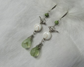 Rara gaspeite australiana, uccelli in argento sterling, conchiglia di shiva, briolette di prehnite