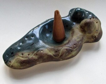Two tone goddess pottery support spindle bowl, clay handmade spinning supplies, ring catcher, support yarn spinning