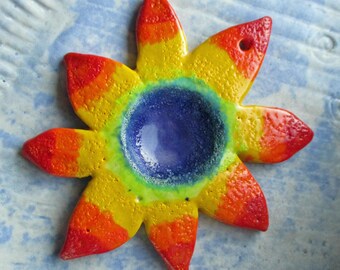 Bargain Rainbow star pottery support spindle bowl, clay handmade spinning supplies, incense burner or ring catcher, support yarn spinning