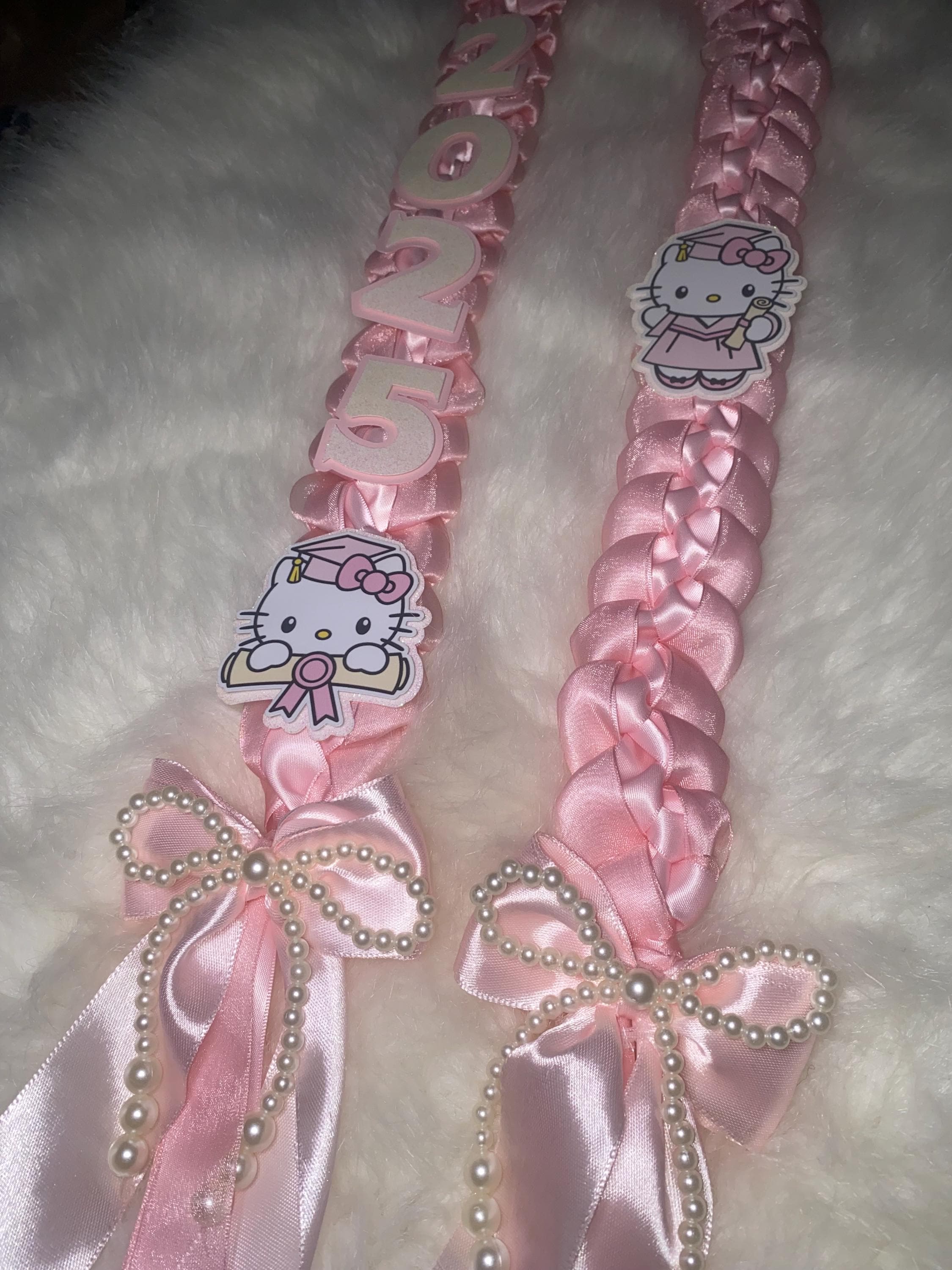 ピンクのハローキティ卒業式レイ - Etsy 日本