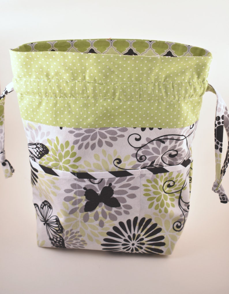 Drawstring Bag with Outside Pockets, Makeup Bag, Yarn Bag image 3