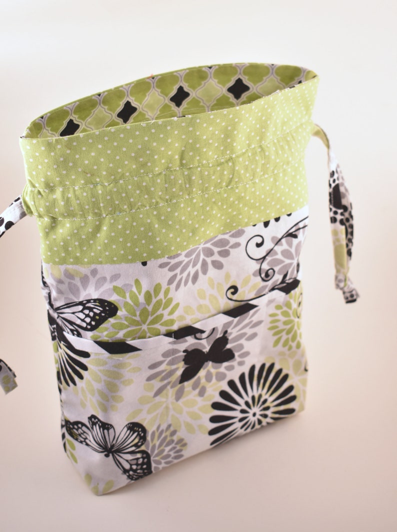 Drawstring Bag with Outside Pockets, Makeup Bag, Yarn Bag image 5