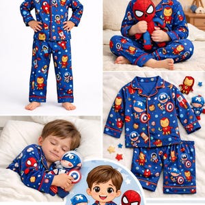 Puede incluir: Conjunto de pijama azul con varios personajes de superh&eacute;roes. La parte superior de manga larga y los pantalones tienen un ribete rojo. El pijama se muestra en un ni&ntilde;o peque&ntilde;o, y tambi&eacute;n con peluches de superh&eacute;roes.