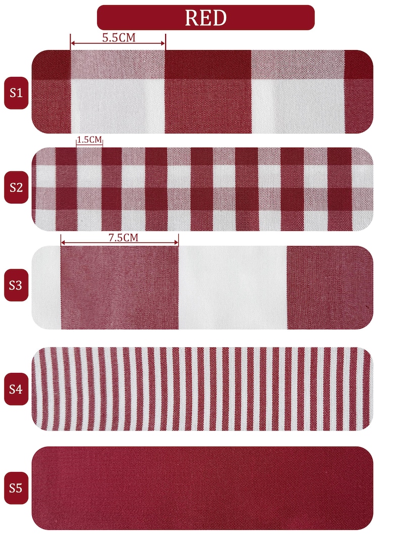 Pu&ograve; includere: Una selezione di campioni di tessuto rosso e bianco con vari motivi. I campioni includono disegni a quadretti, scozzesi e a righe, con misure in centimetri. La parola "RED" &egrave; visualizzata in alto.