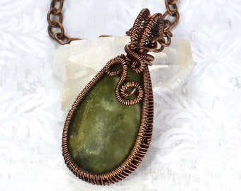 Serpentine and Copper Pendant Necklace