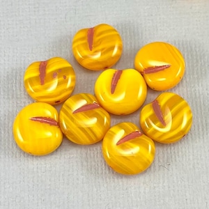Perline di frutta in vetro ceco pressato color mela, ciliegia, mandarino, arancione, perline di cibo, lavaggio rosso-marrone - 12 mm x 11 mm - 6 o 12 pezzi - MG1265-b128