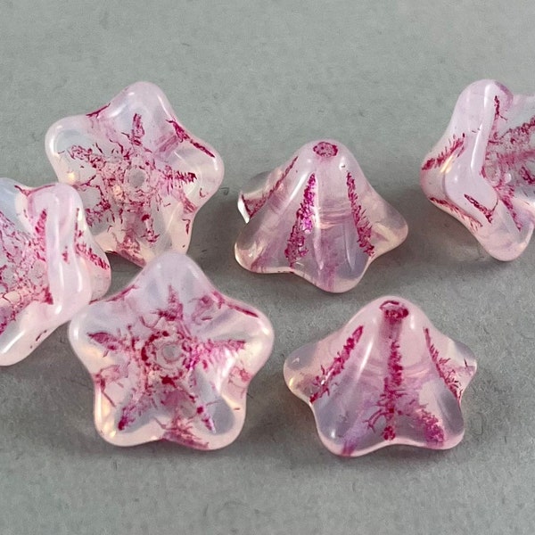 Large, Opal White Pink wash Czech glass petunia bell flower beads, trumpet beads, opaline - 10 pcs - 13mm x 8mm - FB1246-b289