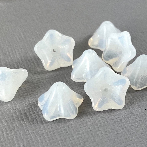 Large, Opal White Czech glass petunia bell flower beads, trumpet beads, opaline - 10, 20 or 40 pcs - 13mm x 8mm - FB1237-b316