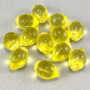 Transparent Pale Yellow Lemon, pressed Czech glass beads, gold wash, puffy fruit - 14mm x 10mm - 6 or 12 pcs - MG1270-b322