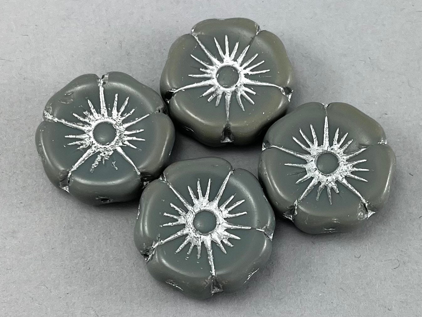 Large, Gray Czech glass flower beads, silver wash detail, gray hibiscus, focal beads - 20mm - 2 pcs - FB1298-b226
