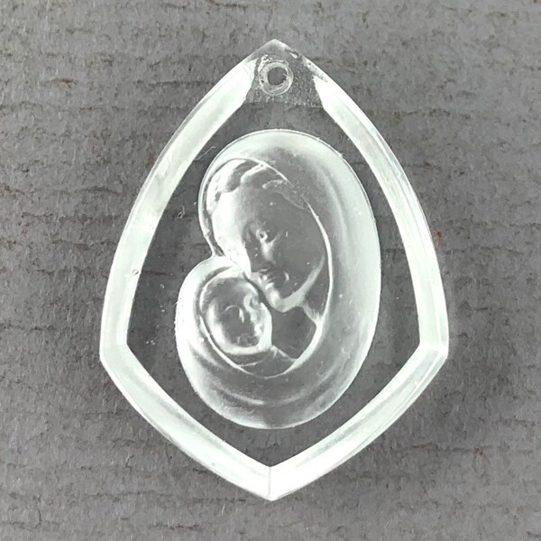 thumbnail image 2 of Vintage Crystal Glass Reverse Intaglio Bead Pendant – Red Rose & Green Flowers, 25mm German Old Stock 2 of 6