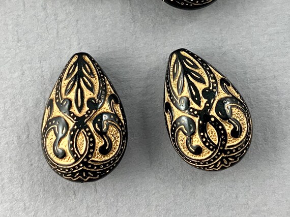 Moroccan Etched Acrylic Teardrop Pendant, Black and Gold