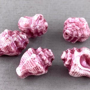White Conch, Seashell Czech glass beads, pressed, pink wash, irridescent aurora borealis luster, shell - 15mm x 12mm - 6 pcs  - AB497-b206