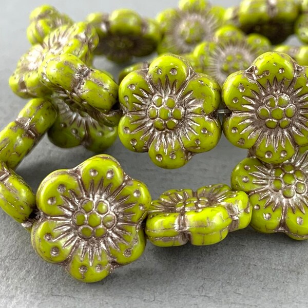 Avocado Green Czech glass wild rose flower beads, platinum detail, olivine, gespeite, chartreuse - 14mm - 6 or 12 pcs - FB725-b048