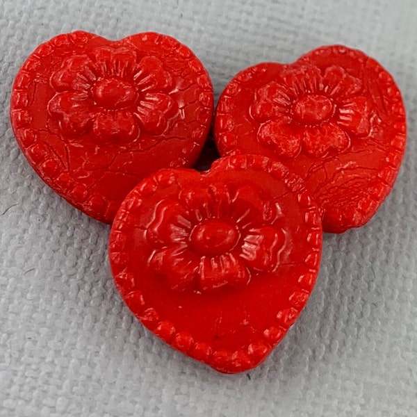 Opaque Bright Red pressed Czech glass heart beads, puffy heart, flower, daisy - 18mm - 4 or 8 pcs - MG128-b129