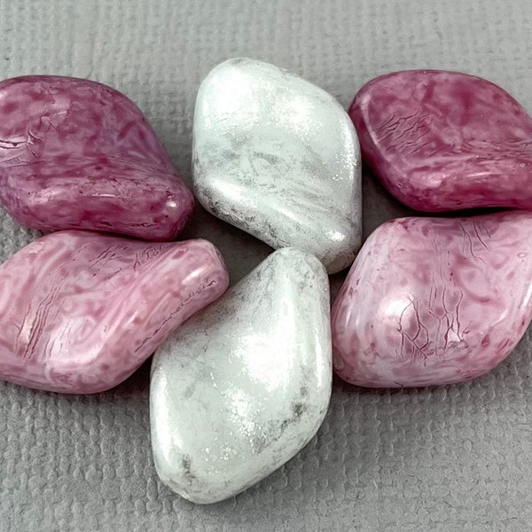 Twisted propeller shaped pressed Czech glass beads, white silver wash, pink picasso mix - 19mm x 13mm - 6 or 12 pcs - MG1006-b138