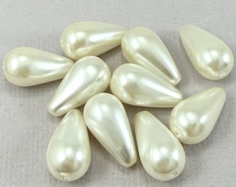 Cream White Czech glass teardrop pearl beads, pear, bridal - 10 pcs - 15mm x 8mm - MG259-b243