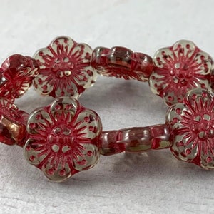 Transparent Clear Czech glass wild rose flower beads, burgundy red wash detail - 14mm - 6 or 12 pcs - FB1033-b049