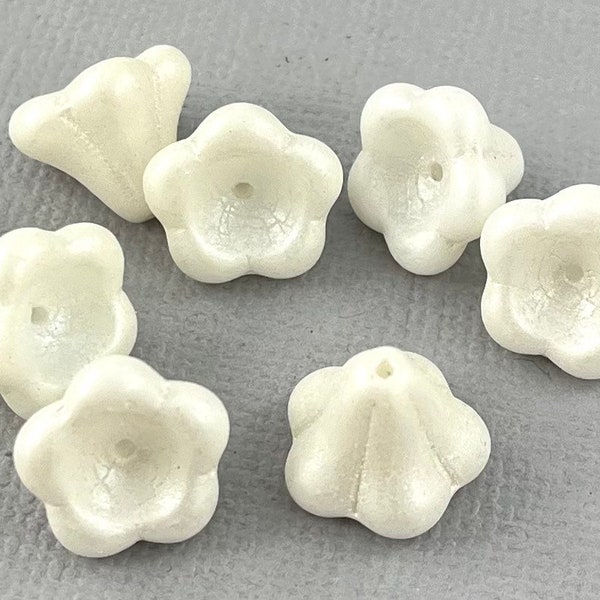 Large, Ivory White Czech glass five petal bell flower beads, trumpet beads, soft matte finish - 10 pcs - 13mm x 11mm - FB2076-b136