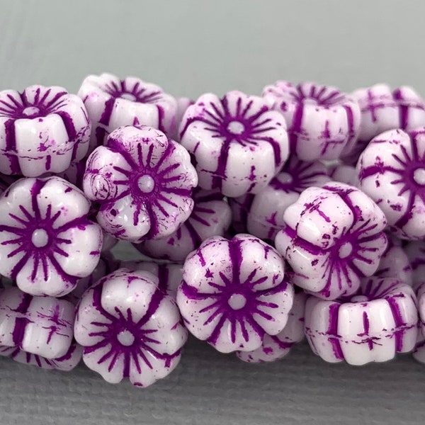 White Czech glass hibiscus flower beads, purple wash finish, daisy, cherry blossom - 9mm - 12 or 24pcs - FB1173-b257