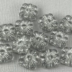 Square Flower beads, Czech glass, daisy, crystal clear, metallic silver wash - 11mm - 12pcs - FB1374-b323