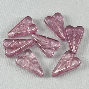 Heart shaped leaf beads, Czech glass, purple tinted transparent  beads, lilac beads - 16mm x 11mm - 6, 12 or 24 pcs - LF096-b495