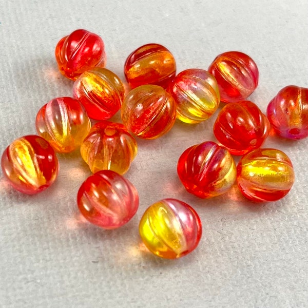 Transparent clear, orange & red melon beads, fluted pressed Czech glass, grooved beads, aurora borealis - 8mm - 15 pcs - RD234-b126