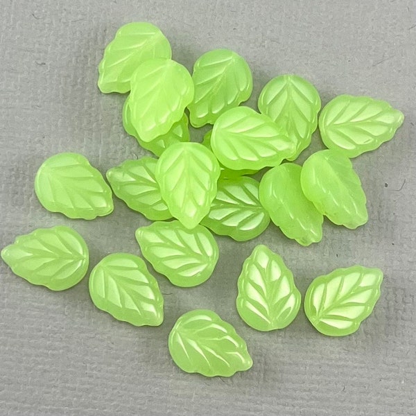 Chartreuse Opal Green Czech glass birch leaf beads, beads for jewelry, opaline, lemon green - 10mm x 8mm - 20 pcs - FB1291-b127