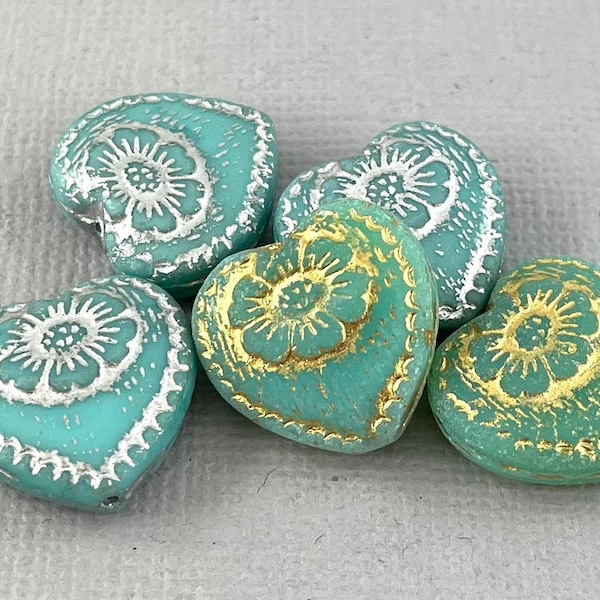 Mint Green pressed Czech glass heart beads, gold or silver wash detail, puffy heart, flower, daisy - 18mm - 4pcs - MG604-b148