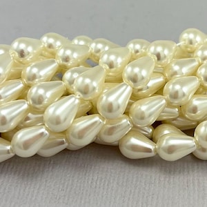 Cream White Czech glass teardrop pearl beads, pear shaped, pendents, bridal, wedding jewelry - 12 or 24 pcs - 8.7 mm x 6mm - MG703-b322
