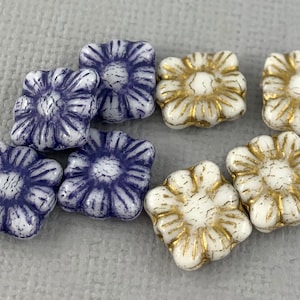 Square Flower beads, Czech glass, daisy, white metallic gold or denim blue wash - 9mm - 15pcs - FB1120-b231