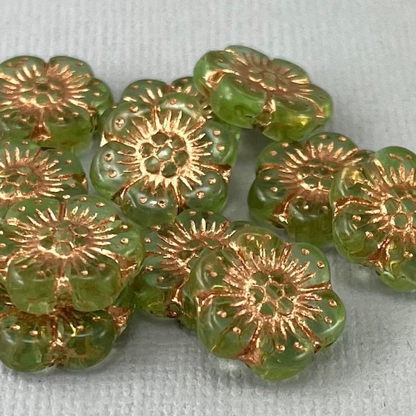 Transparent Green Czech glass wild rose flower beads, metallic rose gold wash detail, summer beads - 14mm - 6 or 12 pcs - FB1383-b069