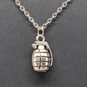 Small grenade necklace