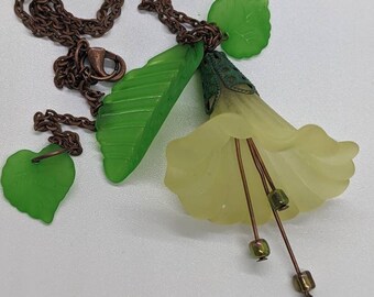Yellow lucite flower necklace
