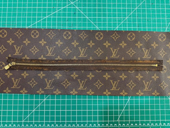 Authentic Louis Vuitton Gold Zipper 14” Vintage for Purse Bag