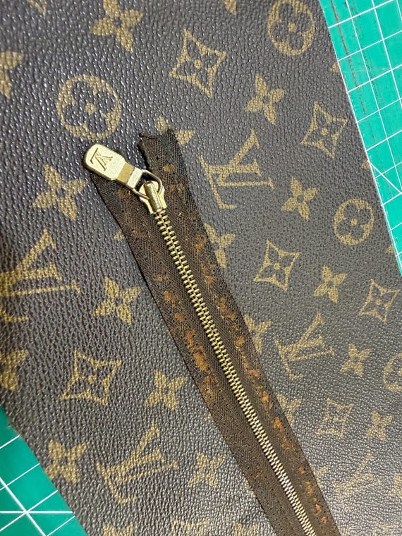 Authentic Louis Vuitton Gold Zipper 14” Vintage for Purse Bag