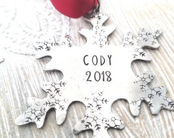Christmas ornament-personalized christmas ornament-snowflake ornament - christmas gift-secret santa gift-personalized ornament-xmas gift