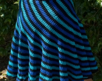 Crochet skirt pattern for a lacy spiral circle skirt with four length options (PDF download)