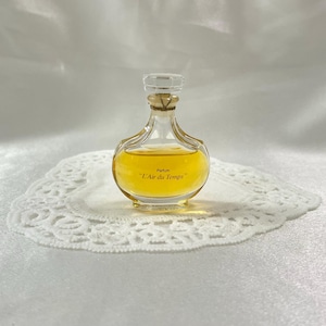 Nina Ricci L&#39;Air du Temps Sealed | NOS | Mint Condition | Parfum Extrait | c1948 | Nina Ricci | 0.5 oz or 15 ml