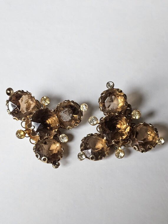 Amber Triangle Vintage Earrings - image 4
