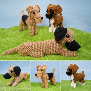 Puede incluir: Tres juguetes de perro de crochet en diferentes razas. Un dachshund marrón y negro, un boxer marrón y blanco y un terrier de pelo duro marrón y negro.